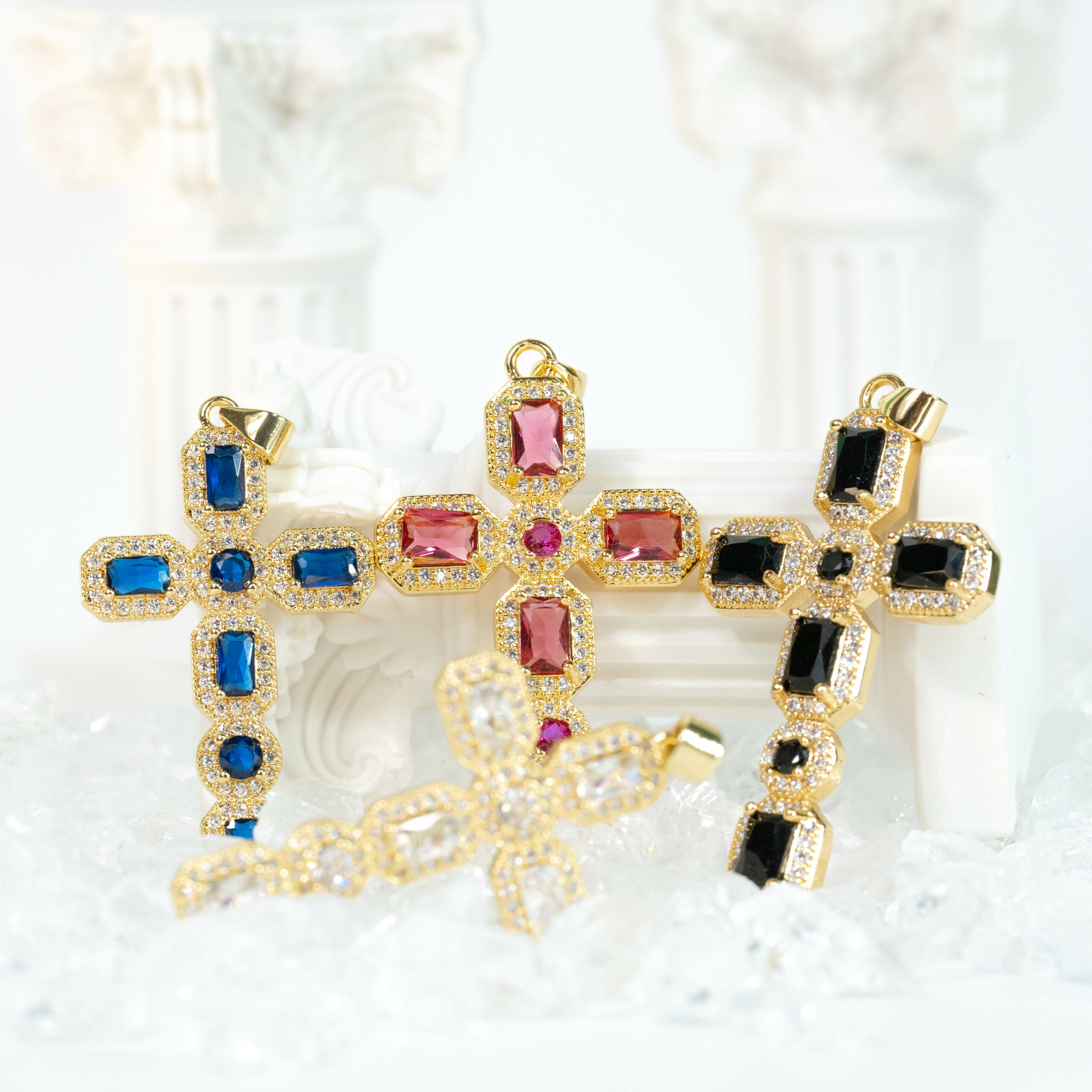 You are currently viewing Quand offrir une croix ? Un guide pour trouver le bijou parfait